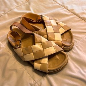 Aloha sandals tan and beige